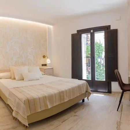 Hostal Peniscola Пеньискола